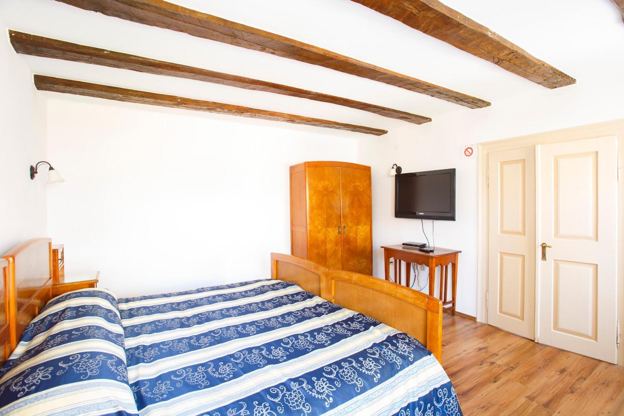Apartments Villa Kastav In Old Town Center With Sea View And Parking Buitenkant foto