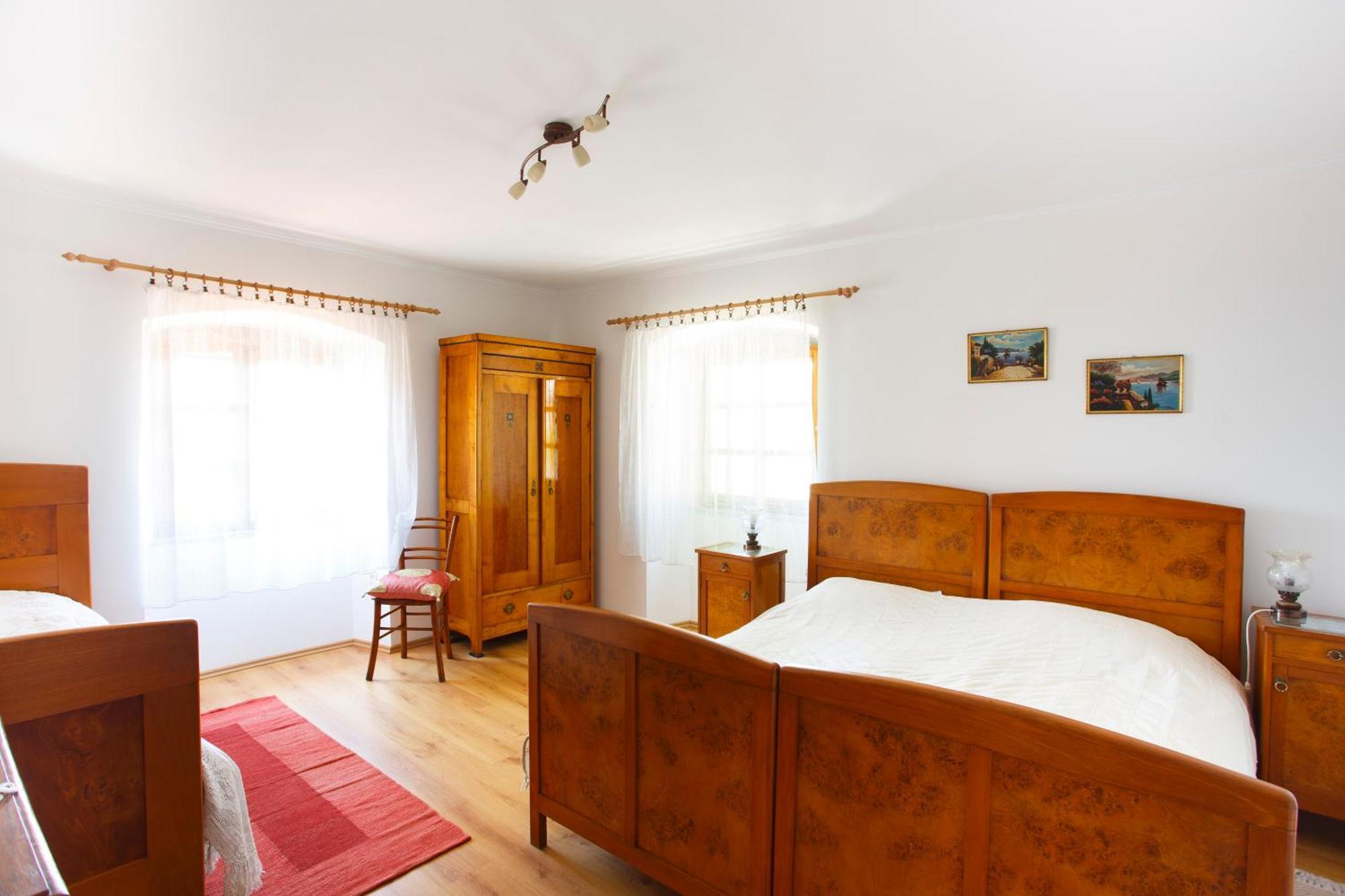 Apartments Villa Kastav In Old Town Center With Sea View And Parking Buitenkant foto