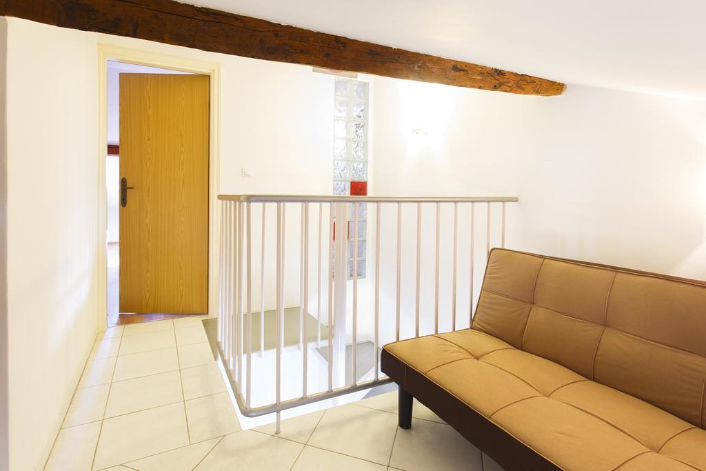Apartments Villa Kastav In Old Town Center With Sea View And Parking Kamer foto