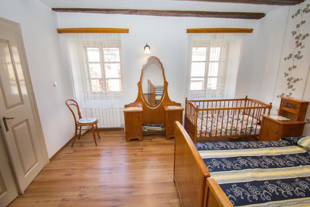 Apartments Villa Kastav In Old Town Center With Sea View And Parking Buitenkant foto