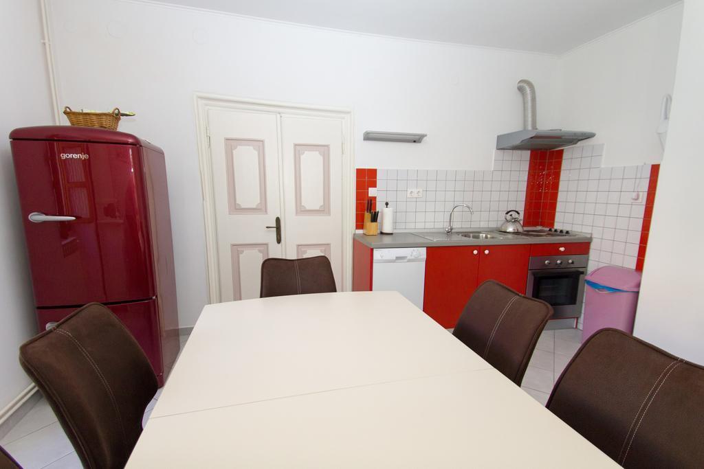 Apartments Villa Kastav In Old Town Center With Sea View And Parking Buitenkant foto