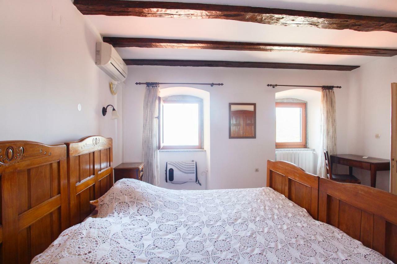 Apartments Villa Kastav In Old Town Center With Sea View And Parking Buitenkant foto
